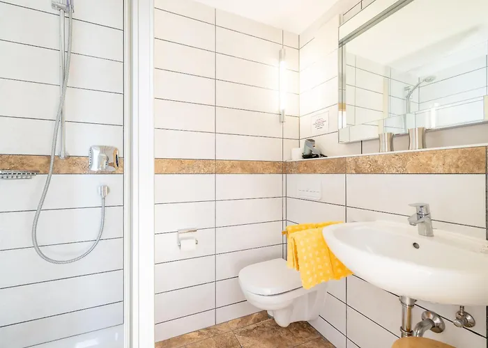 דירה Gaestehaus Hagen *
